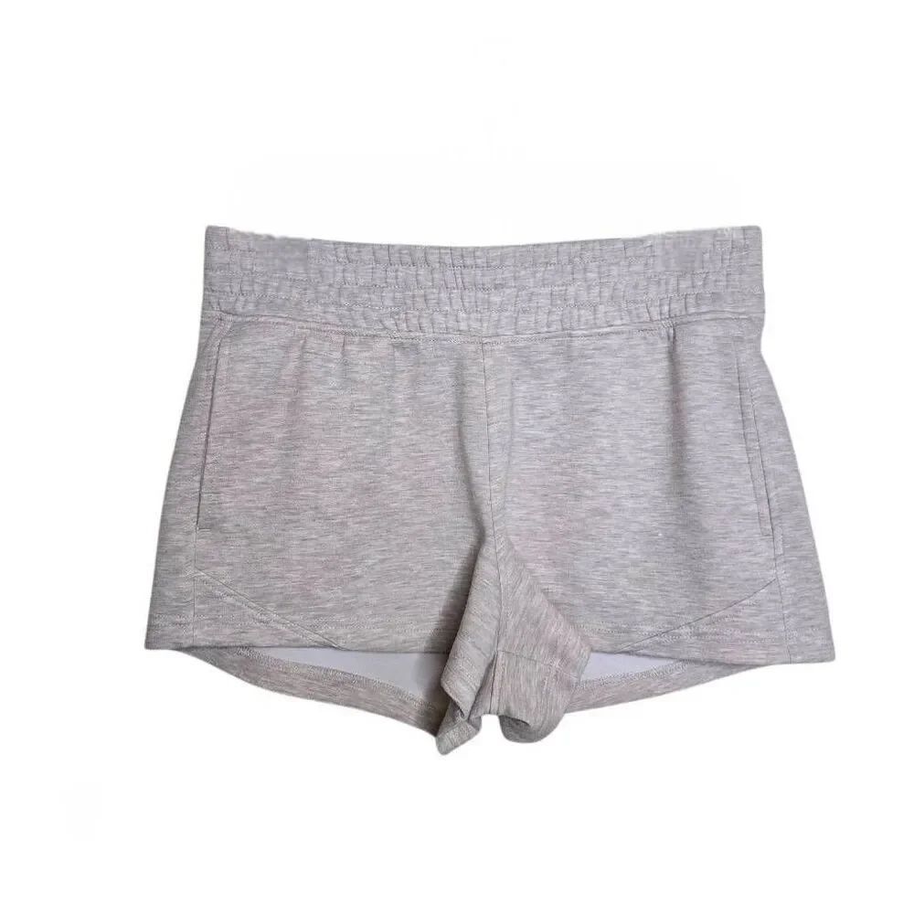 ​Yogalicious Scuba New Flow 3" Athletic Shorts Soft Beige Tan Neutral Size M